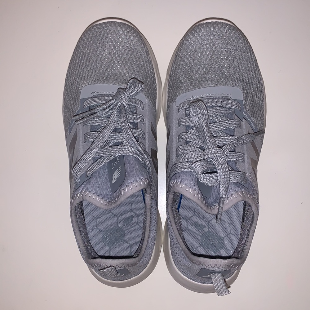 New Balance Fresh Foam women’s shoes - Picture 4 of 8